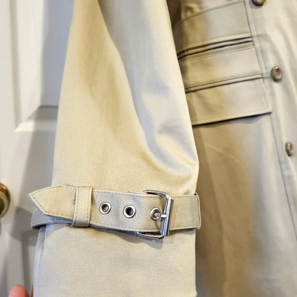 NWT Express sz 6 Women's Double Breasted Long Trench Coat in Tan - Picture 7 of 9